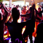 Άγνωστοι εισέβαλαν σε σπίτι όπου γινόταν πάρτι στη Θεσσαλονίκη: Χτύπησαν και λήστεψαν εφήβους