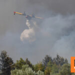 Αχαΐα: Μεγάλη φωτιά στο Κυπαρίσσι - Επιχειρούν ισχυρές δυνάμεις της πυροσβεστικής και δύο Canadair
