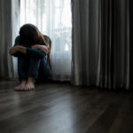 Βοιωτία: Μέσω social media παρέσυραν την 13χρονη στο εγκαταλελειμμένο σπίτι – Τη βίασαν διαδοχικά οι ανήλικοι