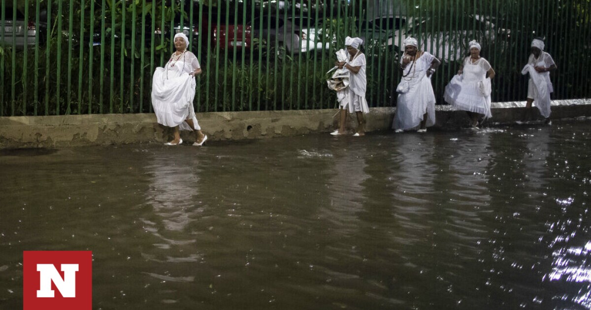Βραζιλία: Τουλάχιστον 36 νεκροί σε πλημμύρες - Παγιδεύτηκαν τουρίστες, ακυρώθηκαν τοπικά καρναβάλια