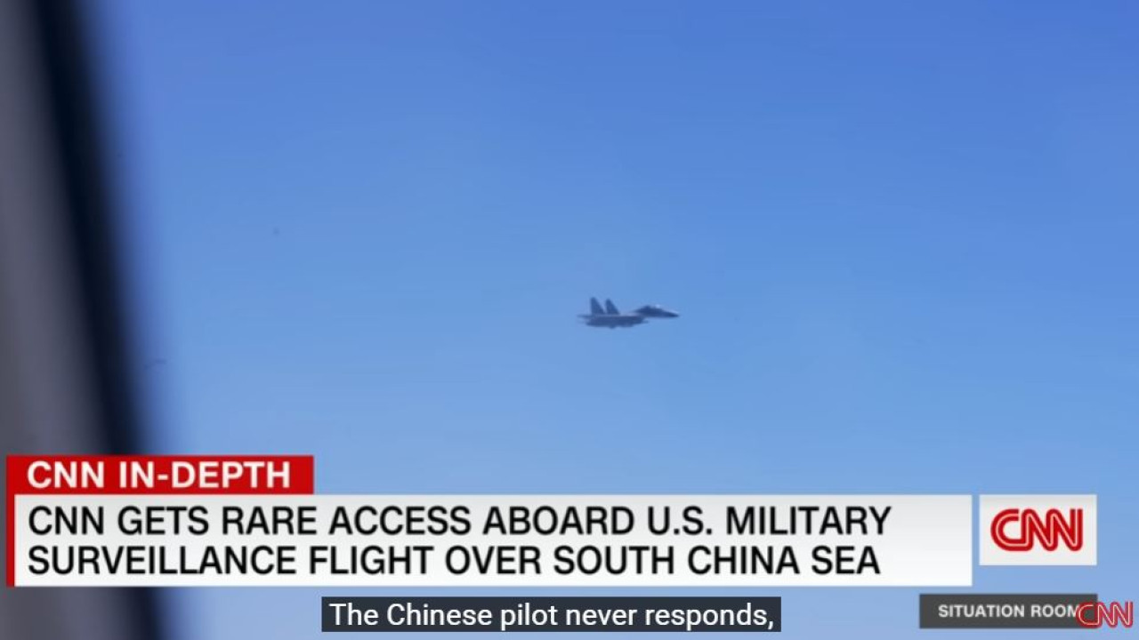Κινεζικό μαχητικό παρενοχλεί αμερικανικό σκάφος που «μεταφέρει» συνεργείο του CNN - Δείτε βίντεο