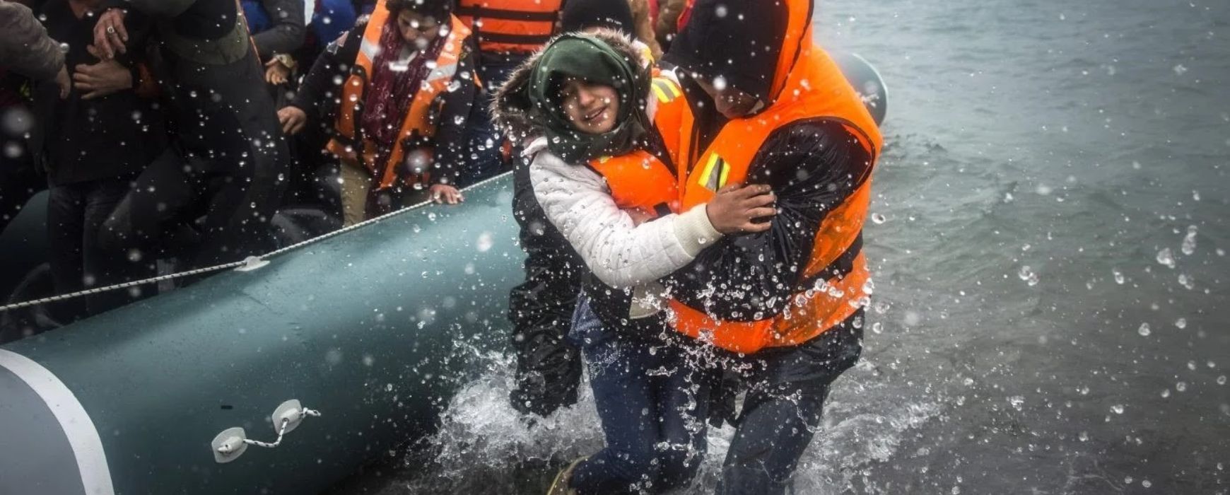 Τραγωδία στην Ιταλία: 12 παιδιά ανάμεσα στα θύματα του ναυαγίου σε παραλία της Καλαβρίας – Στους 59 οι νεκροί