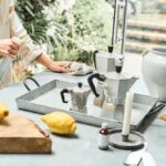 4 καθαριστικά hacks για την κουζίνα που τελικά δεν κάνουν δουλίτσα