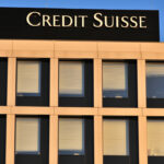 Politico: Αν η βαρετή Ελβετία δεν μπορεί να σώσει τις τράπεζές της, τότε ποιος μπορεί;