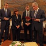 Βουλή: Πρώτη συνάντηση Μητσοτάκη – Ανδρουλάκη, μετά τη δήλωση για το πρόσωπο του πρωθυπουργού