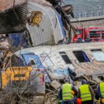 Δυστύχημα στα Τέμπη: Στους 46 οι νεκροί – Ανασύρθηκαν 7 απανθρακωμένα πτώματα από το βαγόνι – εστιατόριο (photos/videos)