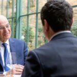 Επίσκεψη Δένδια στο Κόσοβο: Η συνάντησή του με τον πρωθυπουργό