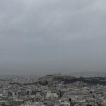 Η αφρικανική σκόνη "σκέπασε" την Αθήνα - Εντυπωσιακές εικόνες