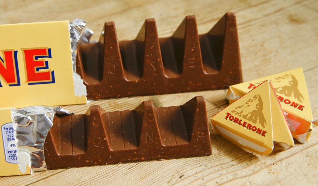 Η διάσημη σοκολάτα Toblerone αλλάζει εικόνα στη συσκευασία της – Δεν θα έχει το βουνό Matterhorn