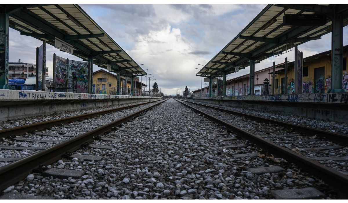 Μέγαρο Μαξίμου: Σύσκεψη για τον σιδηρόδρομο – Ακόμα και σήμερα ανακοινώσεις για έναρξη δρομολογίων