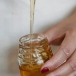 Μέλι: Tο νέο θαυματουργό ελιξίριο λάμψης που αξίζει να ενσωματώσεις στην ρουτίνα ομορφιάς σου