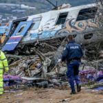 Νέες πληροφορίες για την τραγωδία των Τεμπών: Οι κινήσεις του σταθμάρχη πριν το μοιραίο δυστύχημα (Video)