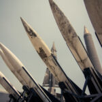 Οι ΗΠΑ θα στείλουν πυραύλους «μεγαλύτερου βεληνεκούς» στην Ουκρανία