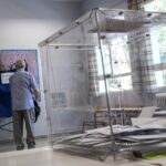 Οι εκλογές στον ελληνικό κινηματογράφο: Από τον «Μαυρογιαλούρο» και τον «Γκόρτσο» μέχρι τον «ψευτοθόδωρο» και το «ετελείωσε»