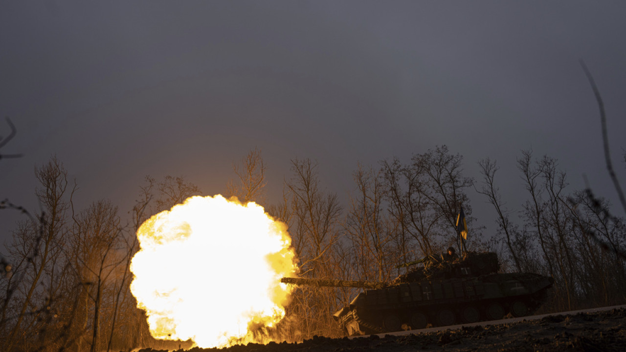 Σφοδρές μάχες ανάμεσα σε Ρώσους και Ουκρανούς στο κέντρο της Μπαχμούτ