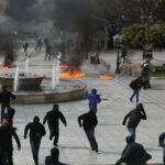 Τι λέει η αστυνομία για τα σημερινά επεισόδια στο κέντρο της Αθήνας