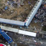 Τραγωδία στα Τέμπη: Τι αναμένεται να καταθέσουν ο σταθμάρχης και ο επιθεωρητής