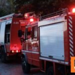 Υπό έλεγχο η πυρκαγιά σε διαμέρισμα στη Νίκαια - Απεγκλωβίστηκε μία 58χρονη γυναίκα