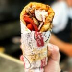 Ωδή στο ελληνικό street food: Τα 5 κορυφαία στο είδος τους σουβλάκια της Αθήνας – Τα συστατικά, η γεύση και τα κρυφά τους ατού