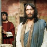 Robert Powell: Πώς είναι σήμερα ο θρυλικός «Ιησούς από τη Ναζαρέτ»;