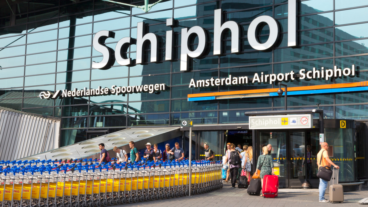 Άμστερνταμ: Νίκη των αεροπορικών εταιρειών - Δεν μειώνονται οι πτήσεις από και προς το Σίπχολ