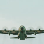 Απογειώθηκαν τα αεροσκάφη C-130 και C-27 για τον απεγκλωβισμό Ελλήνων στο Σουδάν