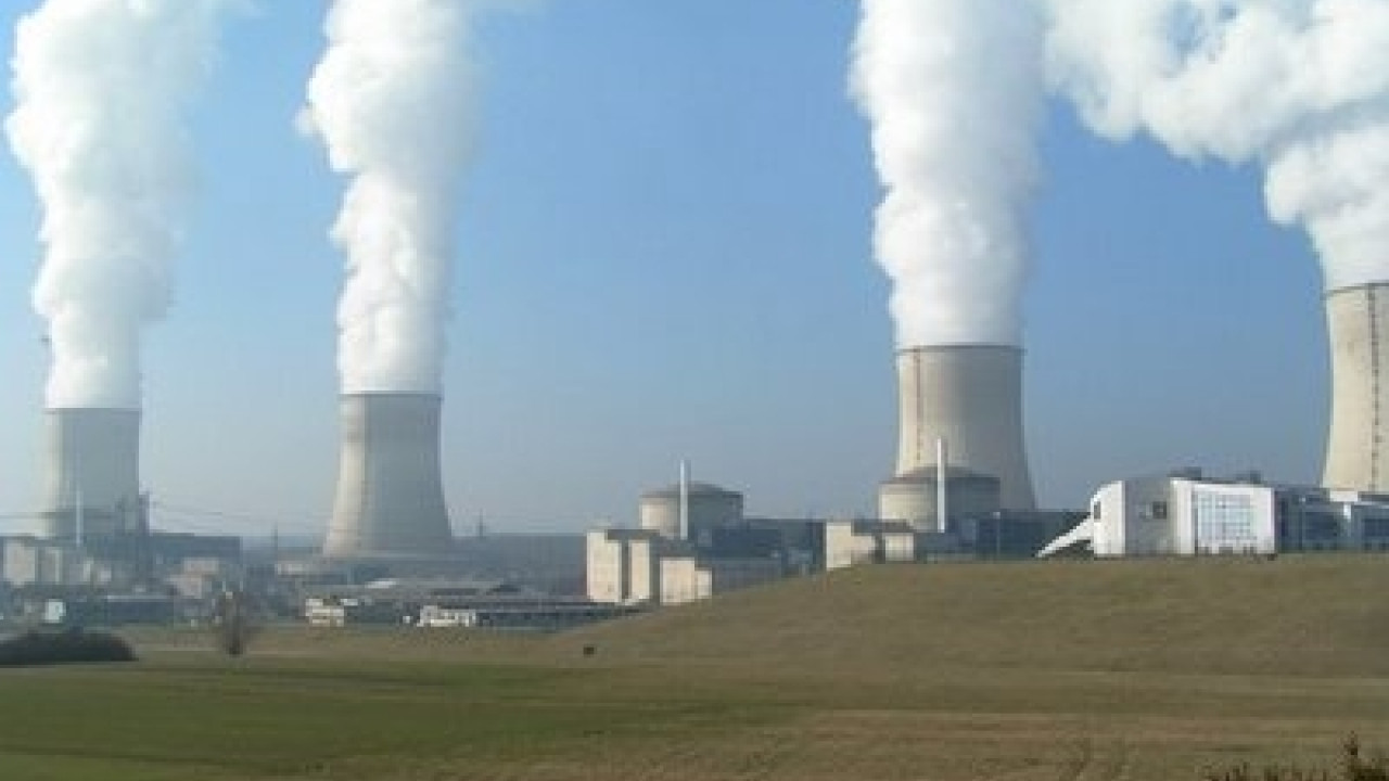 Γερμανία:  "Οχι" στο κλείσμο των πυρηνικών εργοστασίων λέει πλειοψηφία των πολιτών