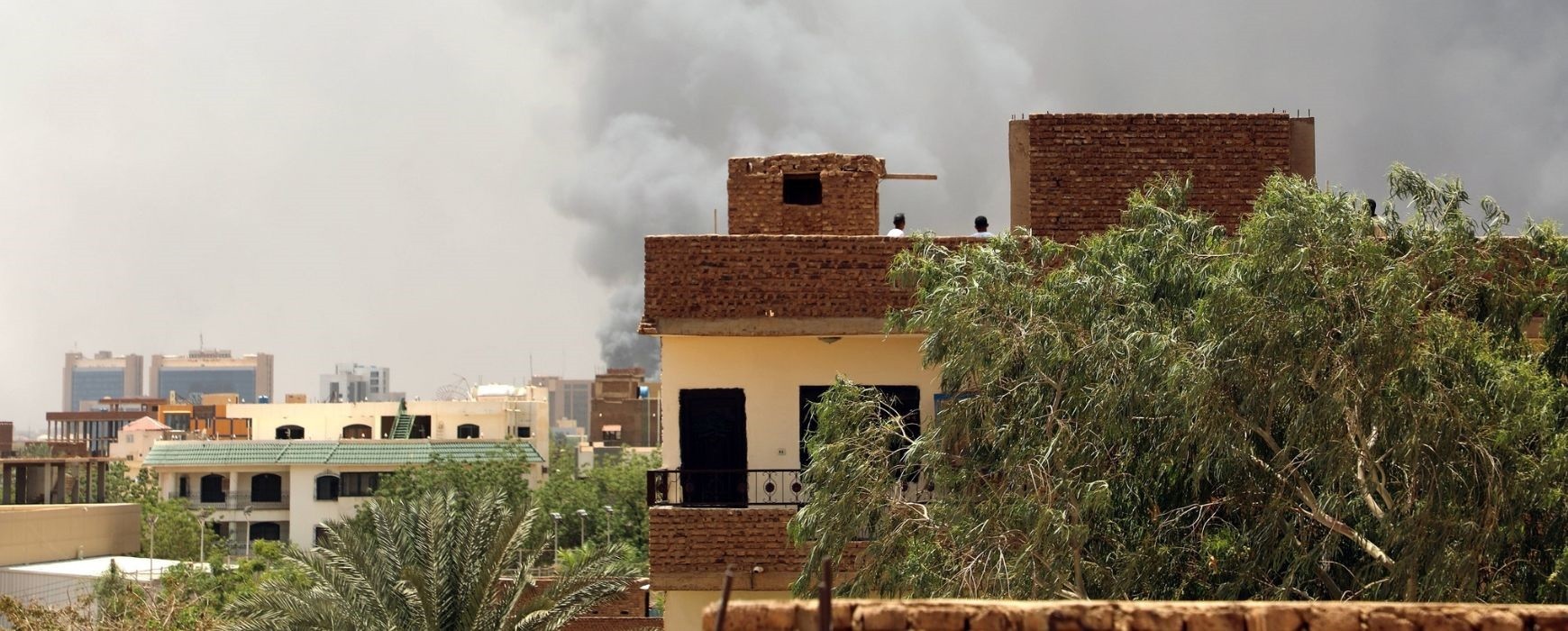 Εμφύλιος στο Σουδάν: Τουλάχιστον 56 νεκροί και 600 τραυματίες στις μάχες – Έντονη ανησυχία στη διεθνή κοινότητα (Videos)