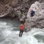 Επιχείρηση διάσωσης ορειβατών στην Ήπειρο:  Εντυπωσιακό βίντεο από την προσπάθεια της ΕΜΑΚ