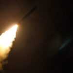 Η συριακή αεράμυνα αναχαίτισε ισραηλινούς πυραύλους πάνω από τη Δαμασκό