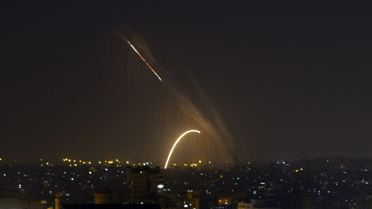 Ισραήλ: Αναφορές για ισχυρές εκρήξεις στη Λωρίδα της Γάζας
