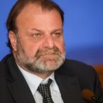 Λάζαρος Λασκαρίδης: Συγκρατημένη αισιοδοξία για την πορεία της υγείας του - Κρίσιμα τα επόμενα 24ωρα