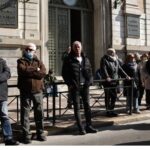 «Μπλόκο» σε χιλιάδες εφάπαξ λόγω οφειλών ακόμα και για 100 ευρώ