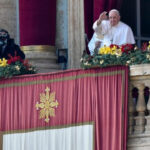 Πάσχα των καθολικών: Το μήνυμα του πάπα Φραγκίσκου και το «Χριστός Ανέστη» στα ελληνικά