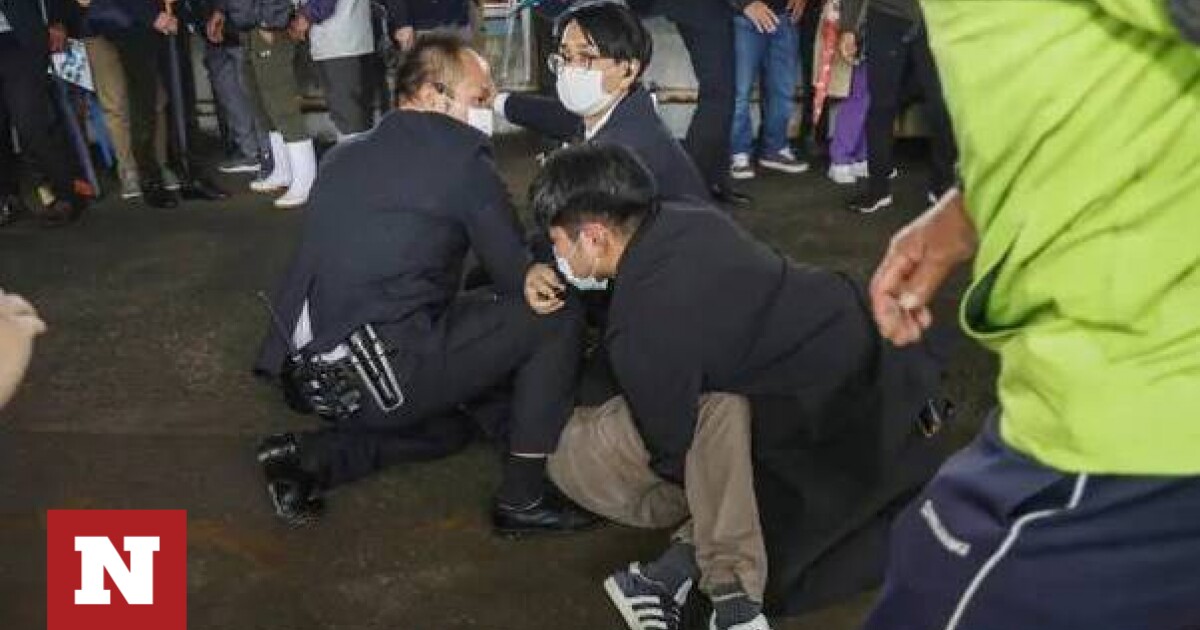 Συναγερμός στην Ιαπωνία: Πέταξαν καπνογόνο κατά του πρωθυπουργού Κισίντα
