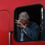 Τρένα: Συγκινημένος ο πρόεδρος του ΟΣΕ στο πρώτο δρομολόγιο μετά την τραγωδία στα Τέμπη