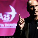 Βαρουφάκης: Το ΜέΡΑ25 είναι το μόνο κόμμα που αντιπροσώπευσε το "ΟΧΙ" του δημοψηφίσματος στη Βουλή