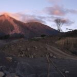 Γουατεμάλα: Εκρήξεις στο ηφαίστειο Φουέγο - Λάβες κατεβαίνουν στις πλαγιές, πάνω από 1.000 κάτοικοι απομακρύνονται