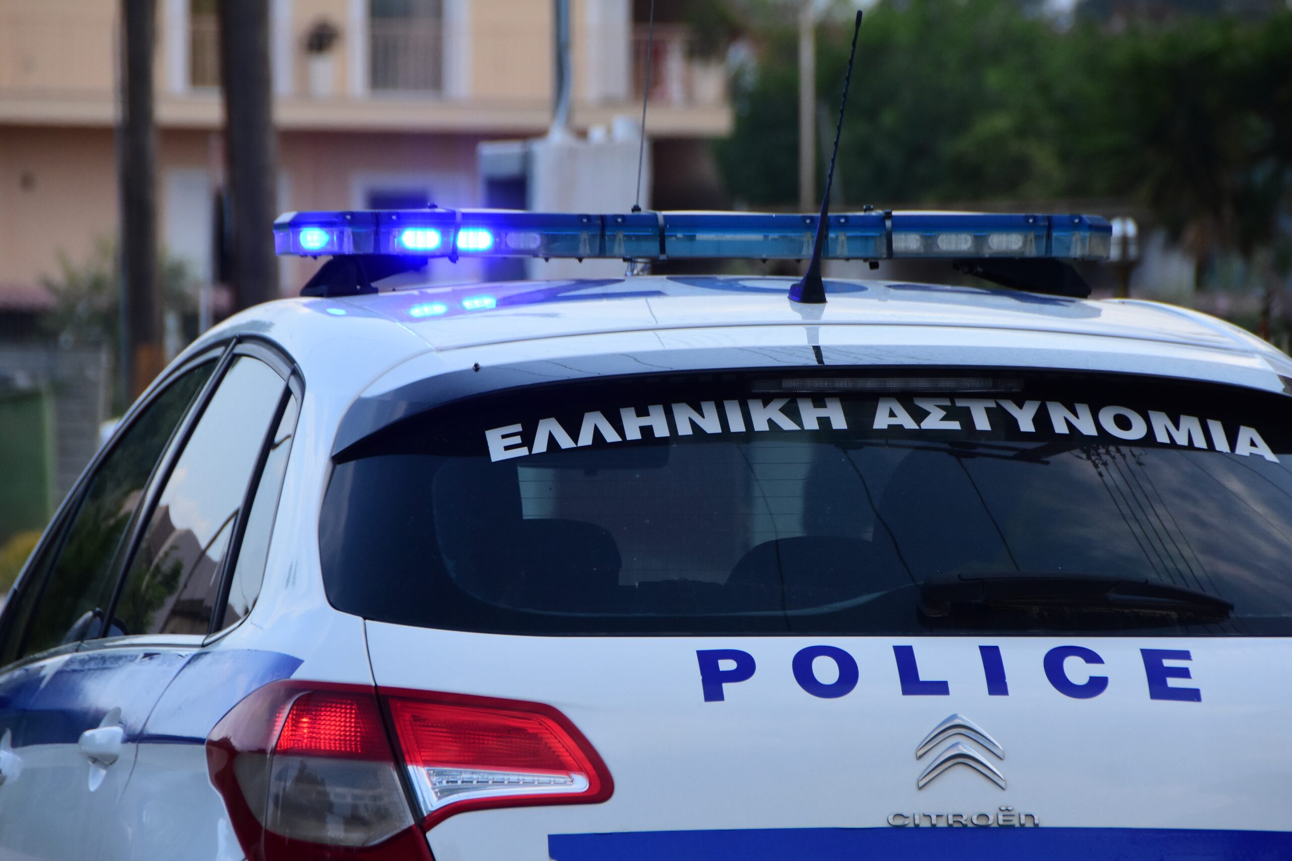 Δεκαοκτώ συλλήψεις σε νέα τριήμερη επιχείρηση της ΕΛΑΣ για την αντιμετώπιση των «εγκλημάτων δρόμου» στο κέντρο της Αθήνας