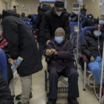 Η Κίνα παραδέχεται αύξηση νεκρών: «Το 70% των πολιτών της Σαγκάης είχε κορονοϊό»