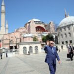 Με προσευχή στην Αγία Σοφία κλείνει την προεκλογική εκστρατεία του ο Ταγίπ Ερντογάν