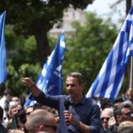 Μητσοτάκης σε πολίτες στην Κυψέλη: Κρίνετε και συγκρίνετε τις τετραετίες ΝΔ και ΣΥΡΙΖΑ