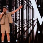 Ο Βίκτωρ Βερνίκος στο Newsbomb.gr: «Δεν πιστεύω σε προγνωστικά στην Eurovision»