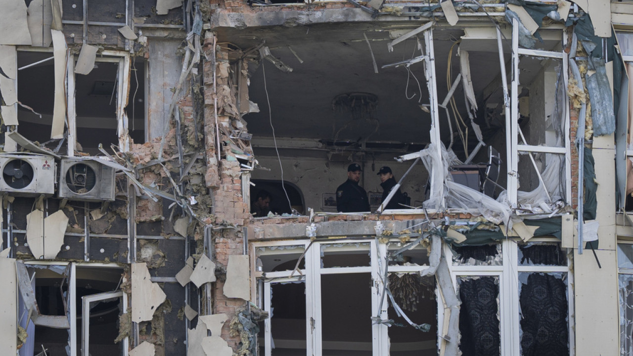 Ουκρανία: Μεγάλη επίθεση με drones εξαπέλυσε η Ρωσία - 5 τραυματίες στο Κίεβο - Δείτε βίντεο