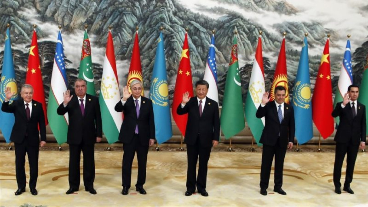 Πεκίνο: Το μεγαλόπνοο «Σχέδιο Μάρσαλ» του Σι Τζινπίνγκ για την κεντρική Ασία