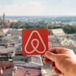 Πού χτυπάει η καρδιά του Airbnb – Οι περιοχές- «φιλέτα» στην Αθήνα