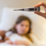 Πυρετός στα παιδιά: Πώς θα πέσει χωρίς φάρμακα - Οδηγίες της Παιδιατρικής Εταιρείας