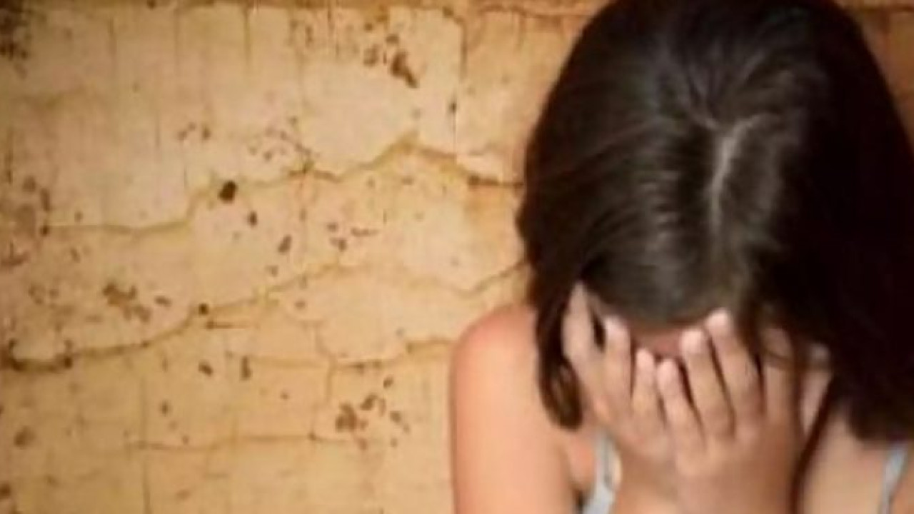 Σοκαριστική καταγγελία: 19χρονη έπεσε θύμα ομαδικού βιασμού από παρέα στον Τύρναβο