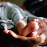 Τραγωδία στην Άρτα: Στην ψυχιατρική ο πατέρας του βρέφους -Το μωρό θα βαφτιστεί και στη συνέχεια θα κηδευτεί