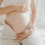 Εγκυμοσύνη το καλοκαίρι: 10 συμβουλές για να τo περάσεις άνετα